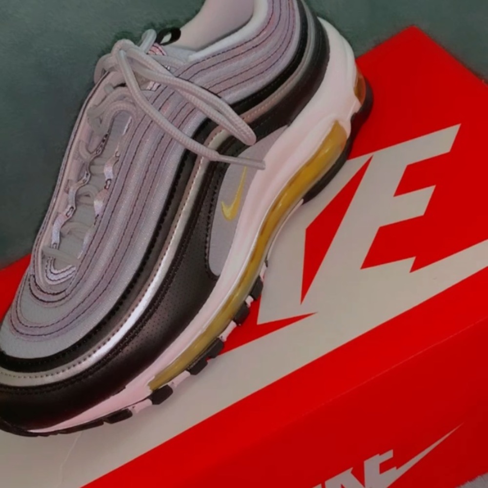 Nike Air